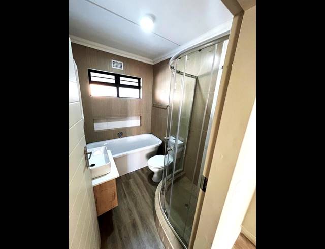 2 BEDROOM APARTMENT FOR SALE IN KAMEELDRIFT